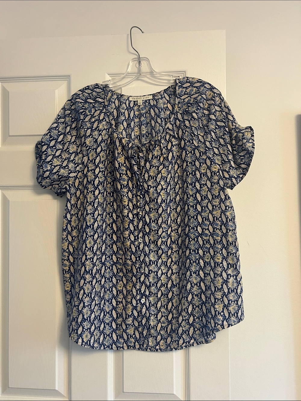 Daniel Rainn blue snakeskin print blouse